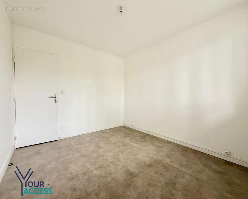 Appartement à MEYZIEU