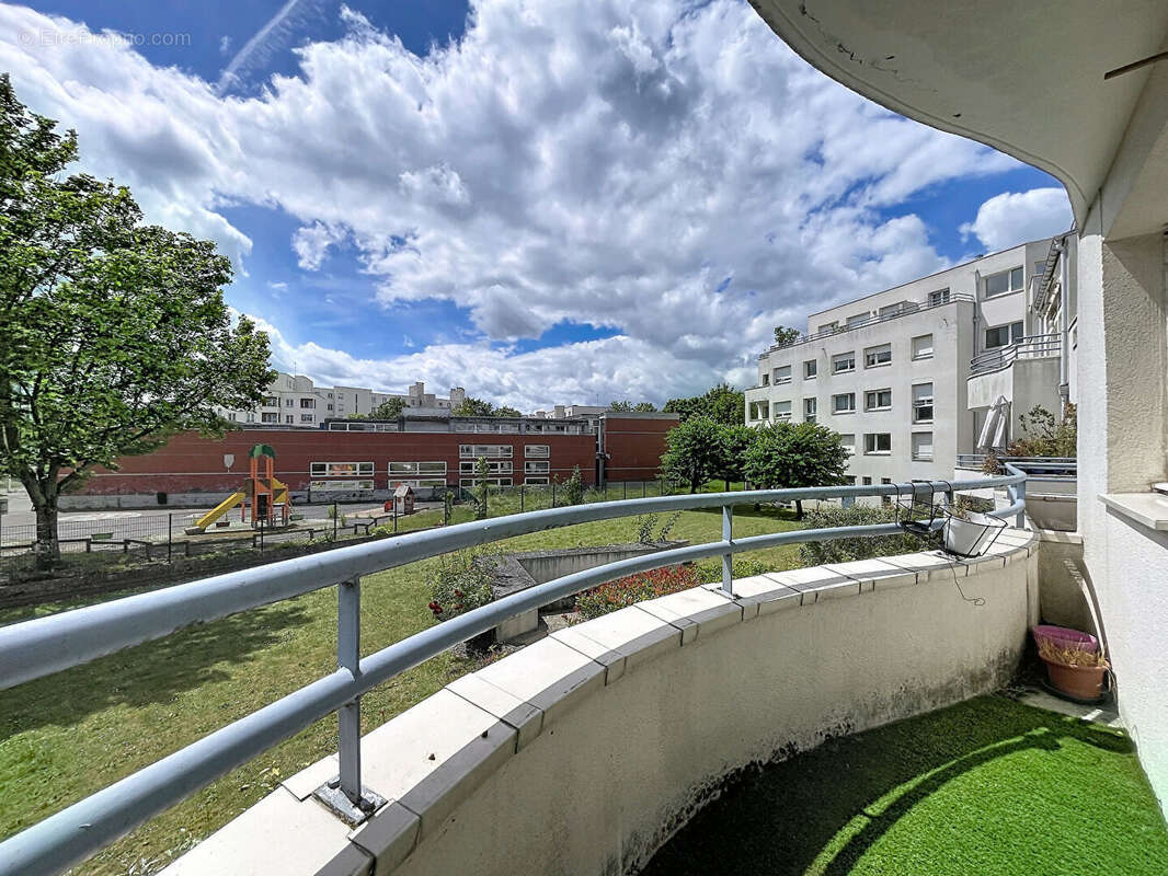 Appartement à MONTIGNY-LE-BRETONNEUX