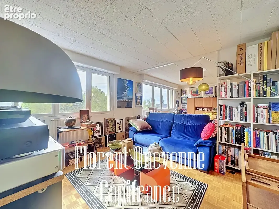 Appartement au dernier étage – garage - Cadre verdoyant, calme et proche des commodités - photo 3