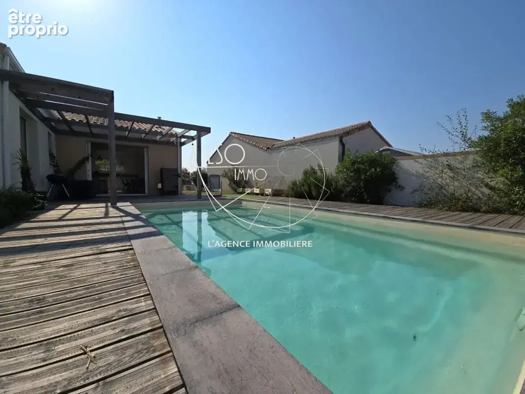 Maison 93 m² à Talmont-Saint-Hilaire  - photo 2