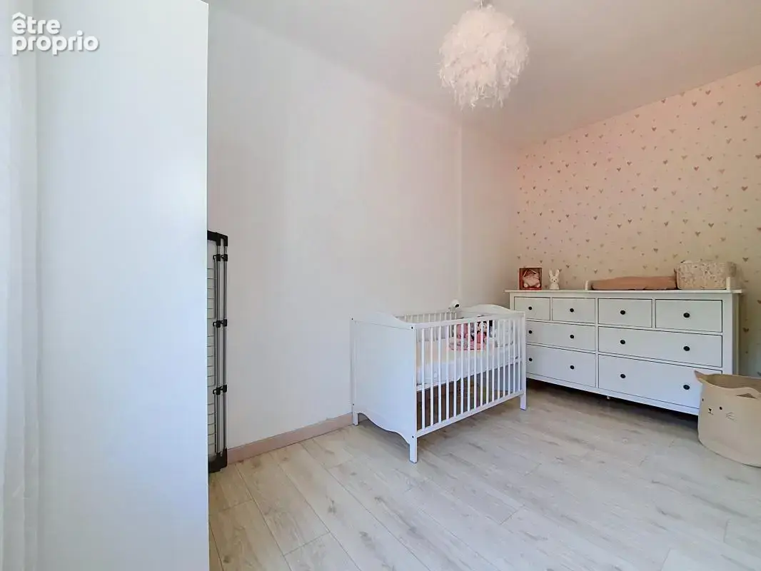 Appartement - 3 chambres - Garage - Cave -  Proches commodités et transports - photo 11