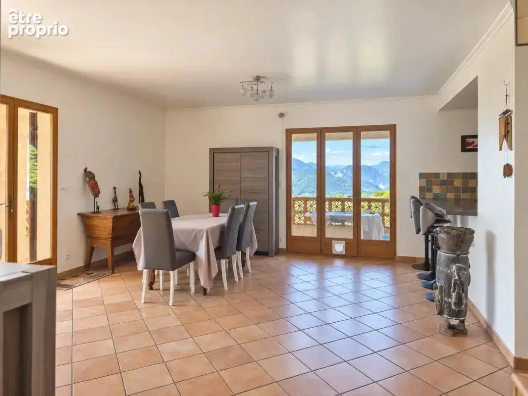 Saint-Martin-du-Var//Maison 5Pièces//140 mM² - photo 20