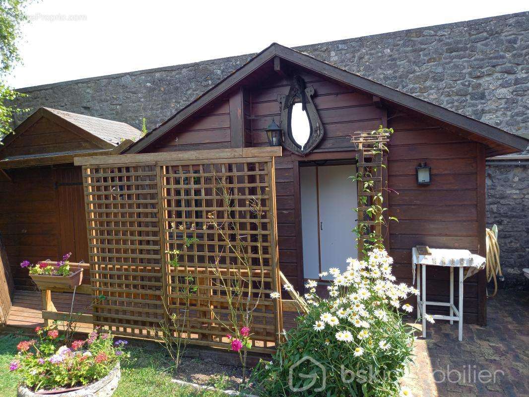 Maison à BOISCOMMUN