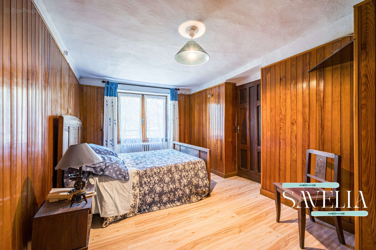 Maison 295 m² à Aigueblanche  - photo 7