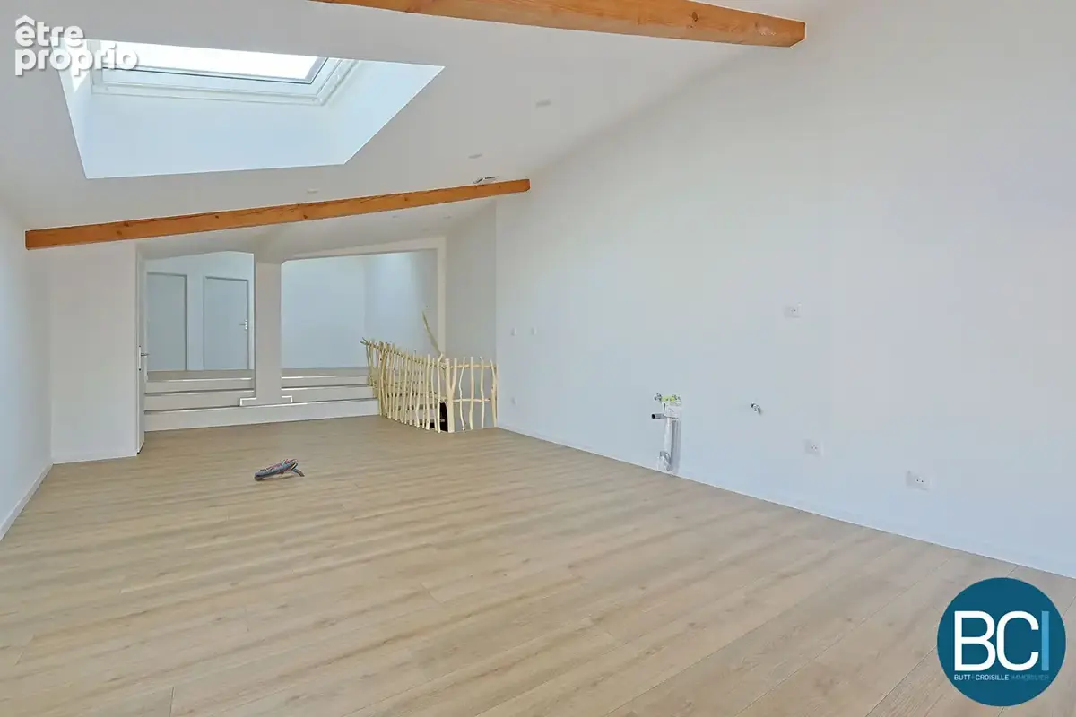 SAINT-NICOLAS-DE-PORT - Appartement 4 pièces - 150 m2 - photo 4