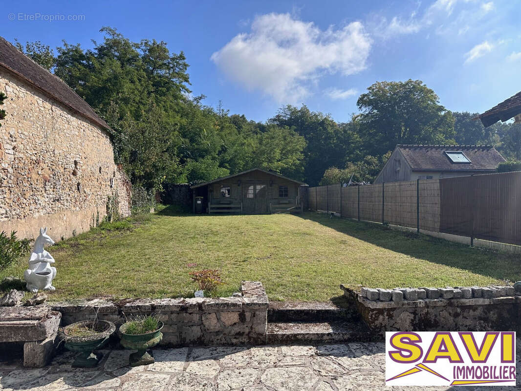 Jardin - Maison à FONTENAY-SUR-LOING