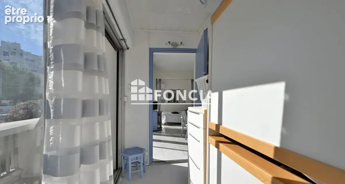 La Grande-Motte – T2 bis avec 18 m² de terrasses face au port avec parking en supplément - photo 9