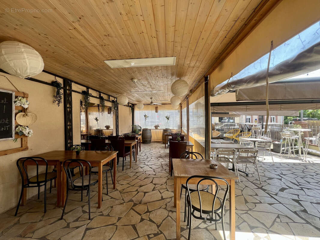 Photo 4 - Commerce à VERFEIL