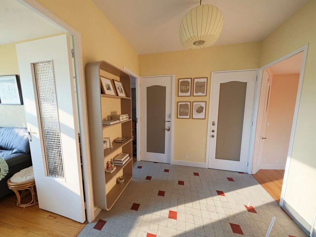 Appartement à SAINT-ETIENNE