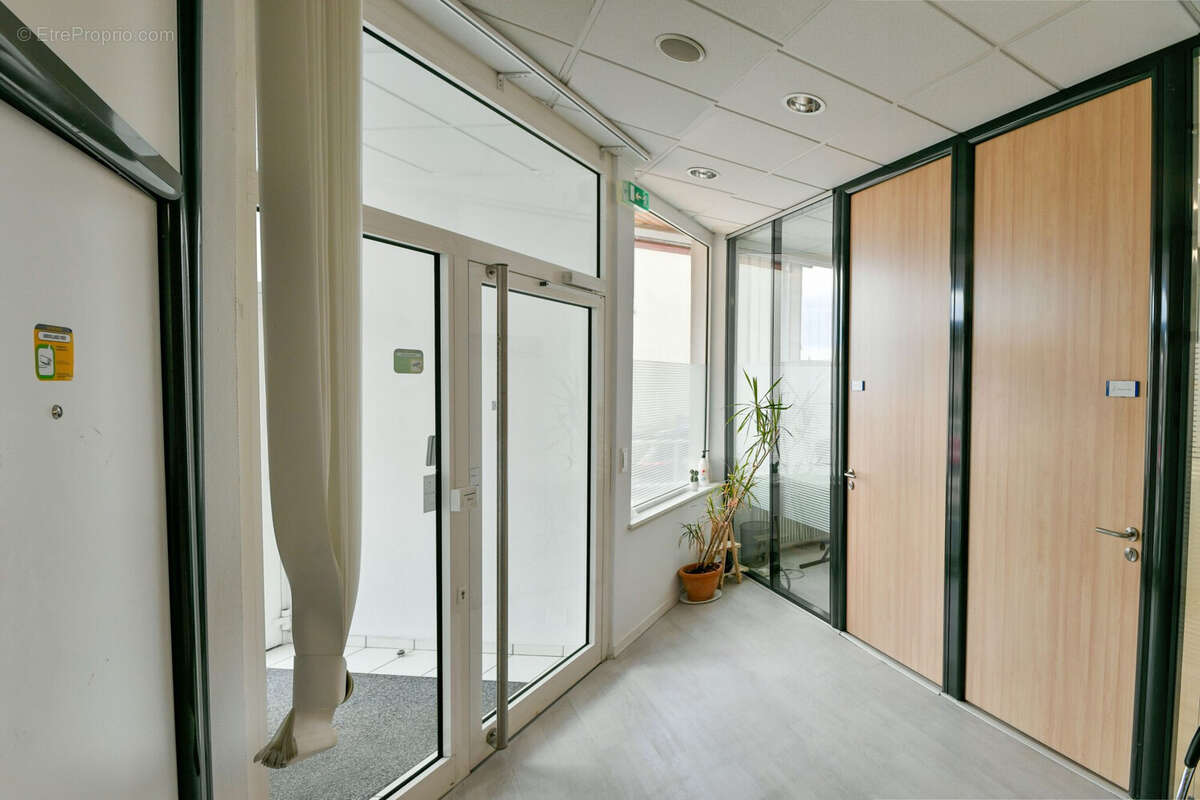 Commerce 140 m² à Ernolsheim-Bruche  - photo 3