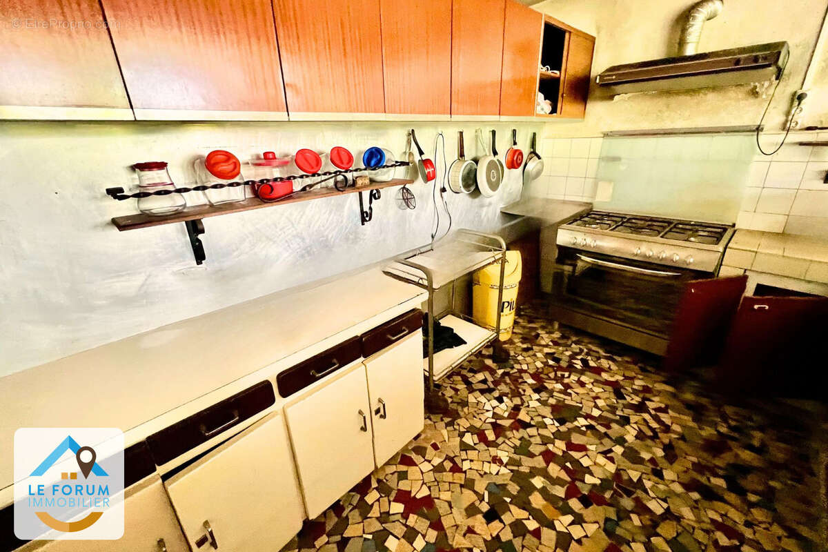 Tampon 97430 - maison t4/5 - beaux volumes - idéal investissement - quartier calme - photo 2