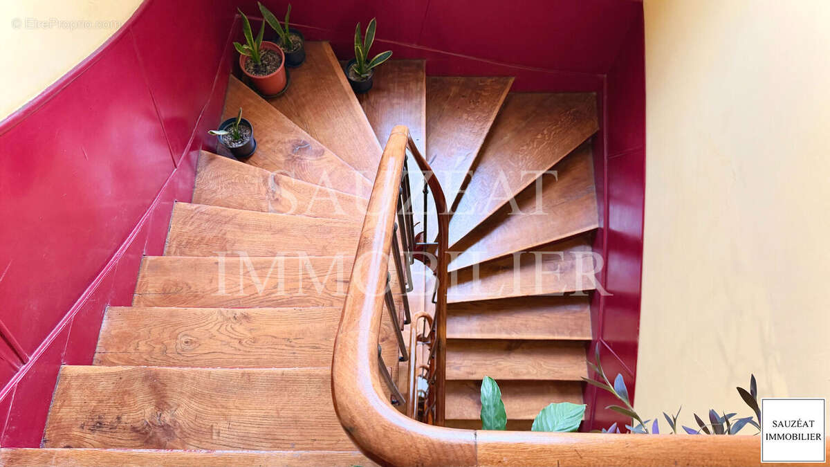 Appartement à MONTROUGE