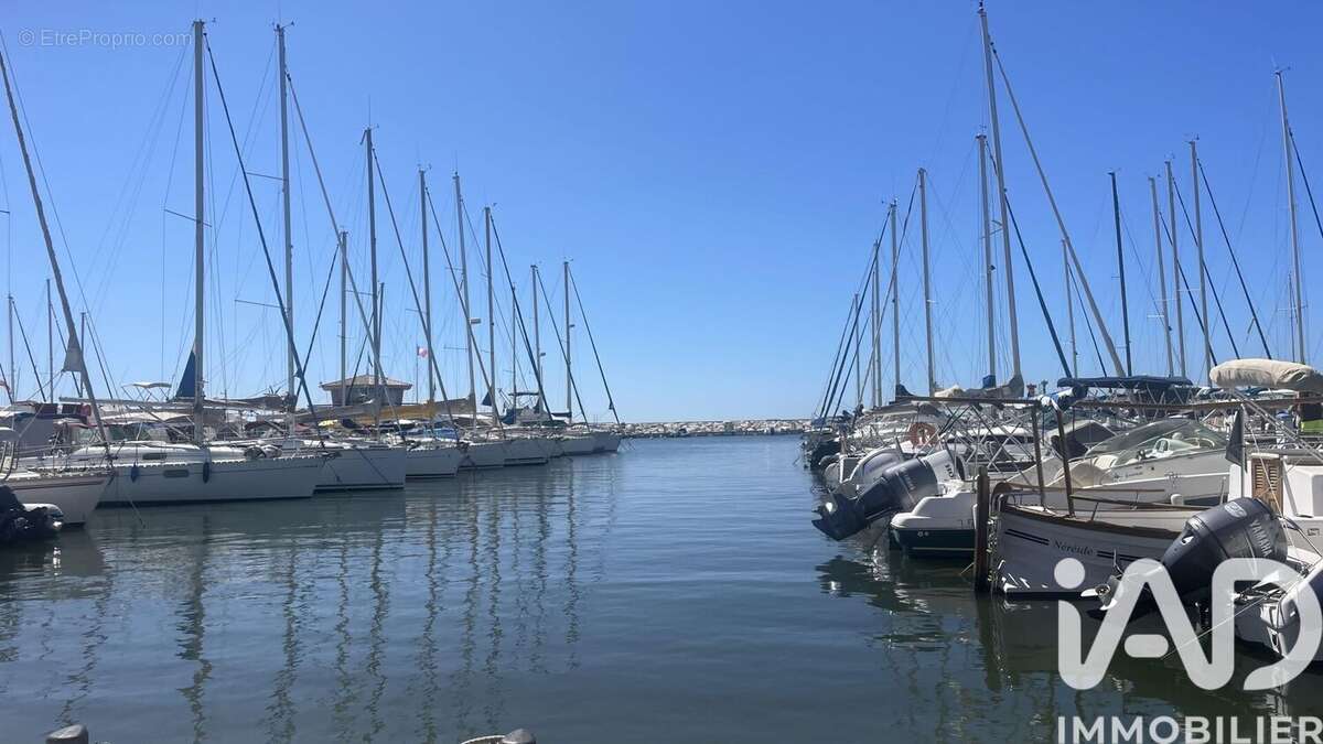 Photo 2 - Commerce à LA LONDE-LES-MAURES