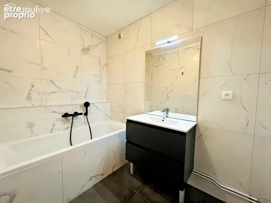 Appartement de 84 m², 3 chambres, balcon et parking - photo 5