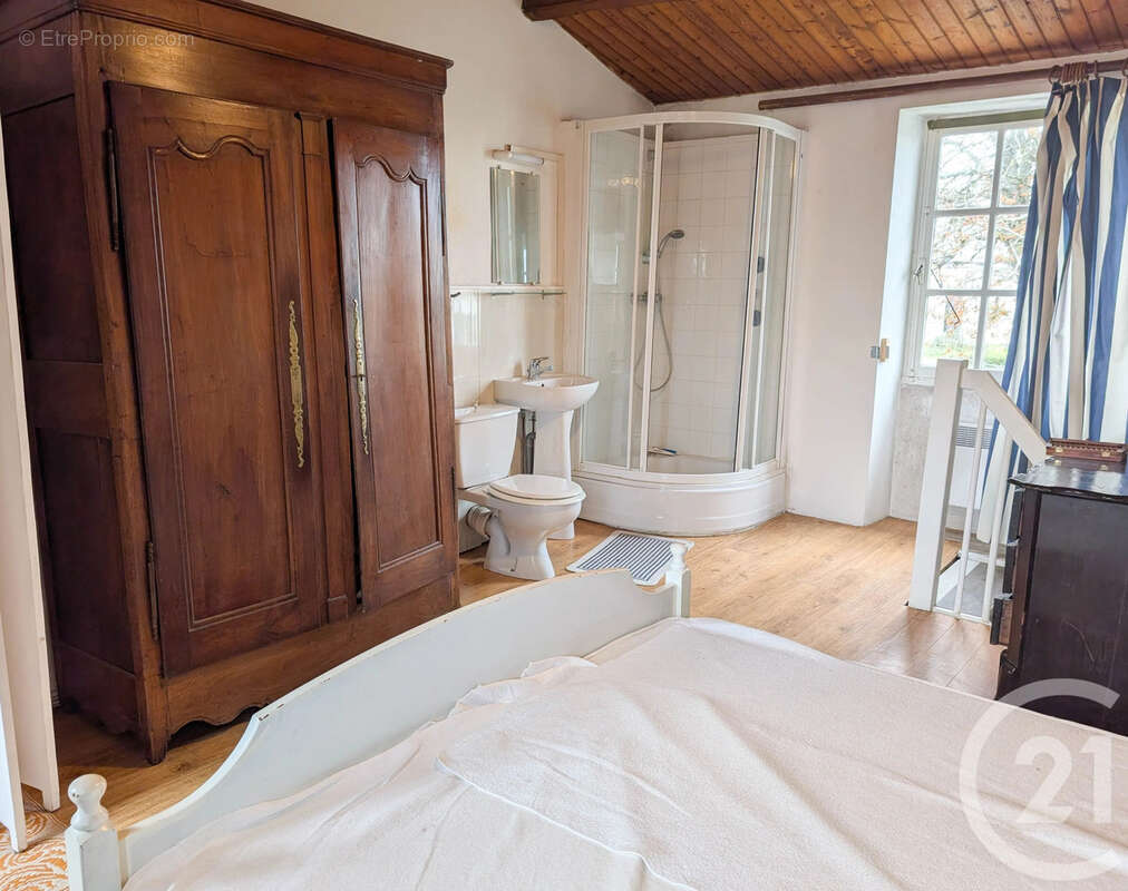 Maison à TALMONT-SAINT-HILAIRE