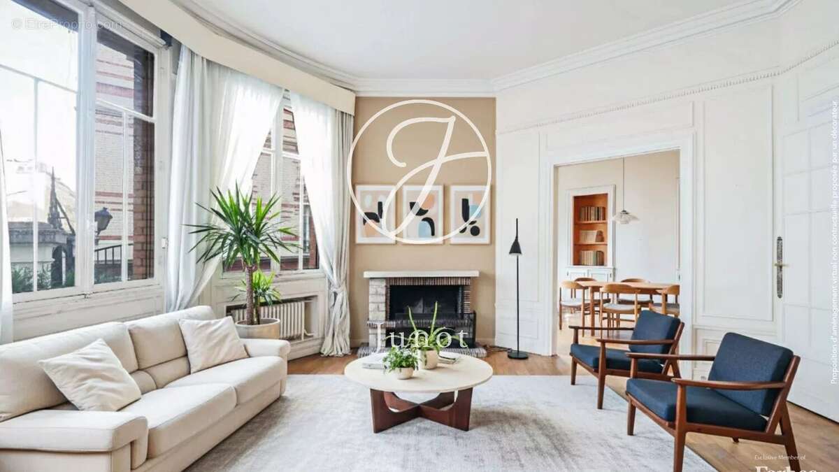 Appartement à LEVALLOIS-PERRET