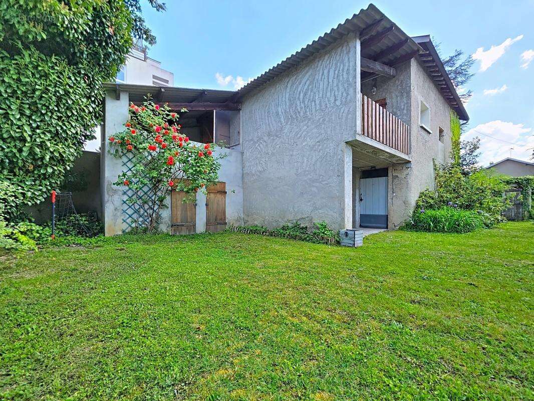 Appartement à SAINT-PRIEST