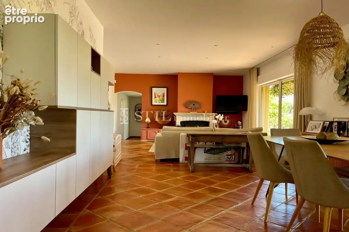 Maison 5 pièces 150 m² à vendre à Plan-De-La-Tour (83120) - photo 4