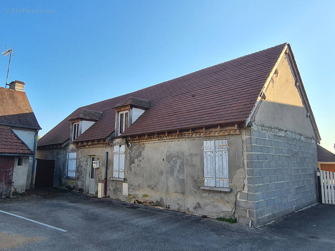 Maison à TREVOL