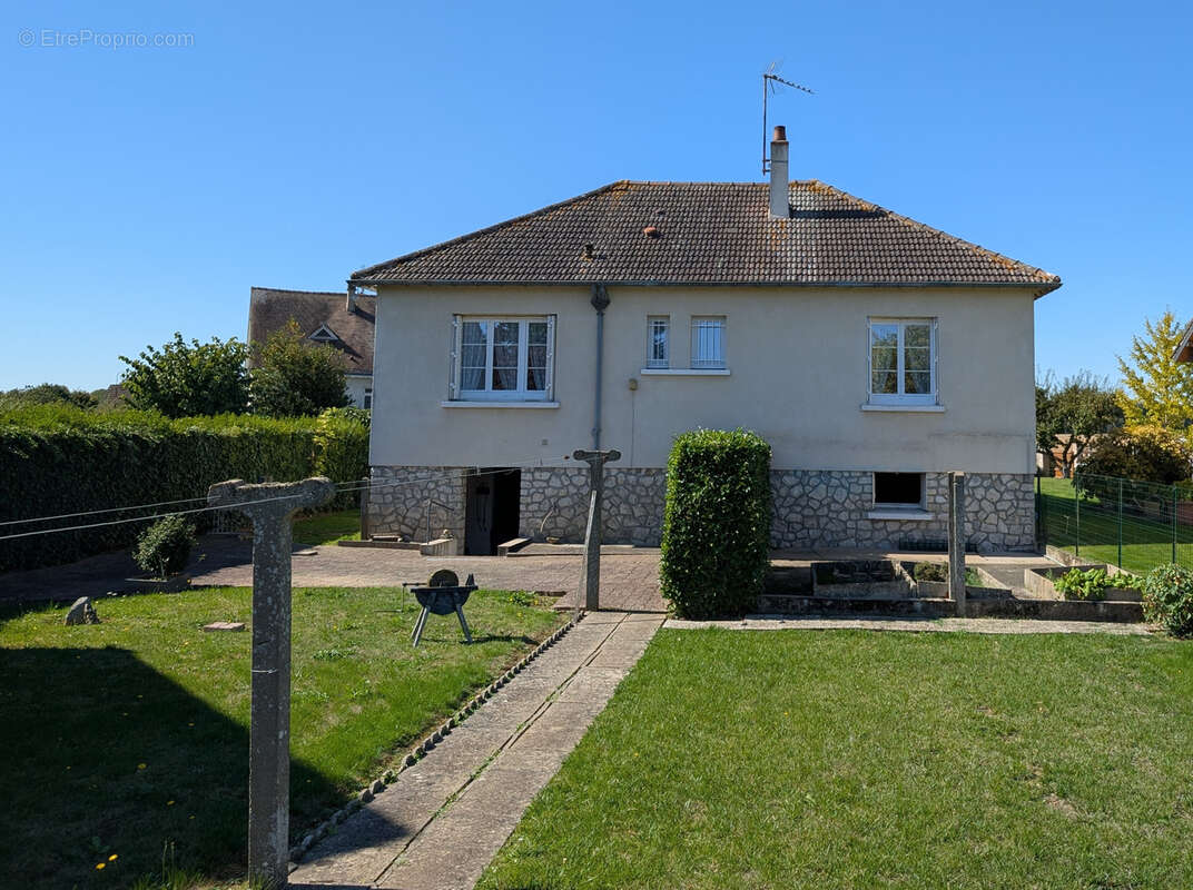 Maison à CHATEAUDUN