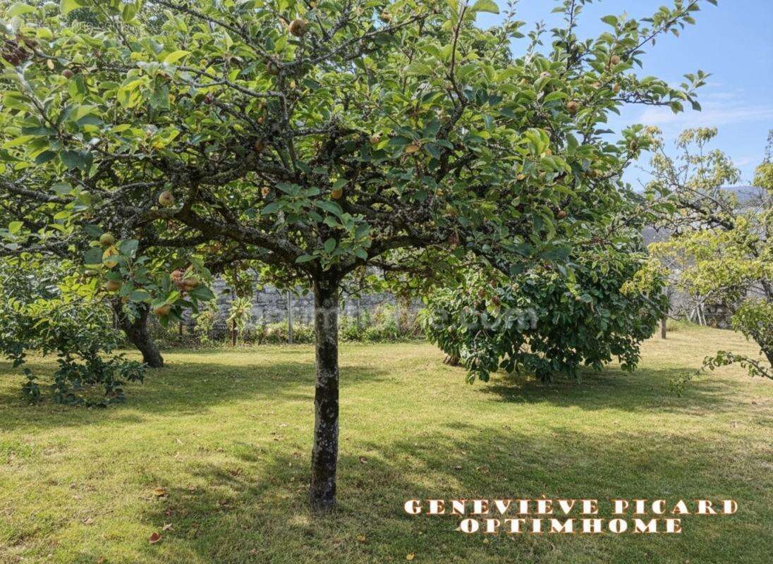 Centre-ville de Pontivy – Maison de 4 pièces sur 1 500 m² en zone UB : un potentiel rare qui fait la différence ! - photo 24