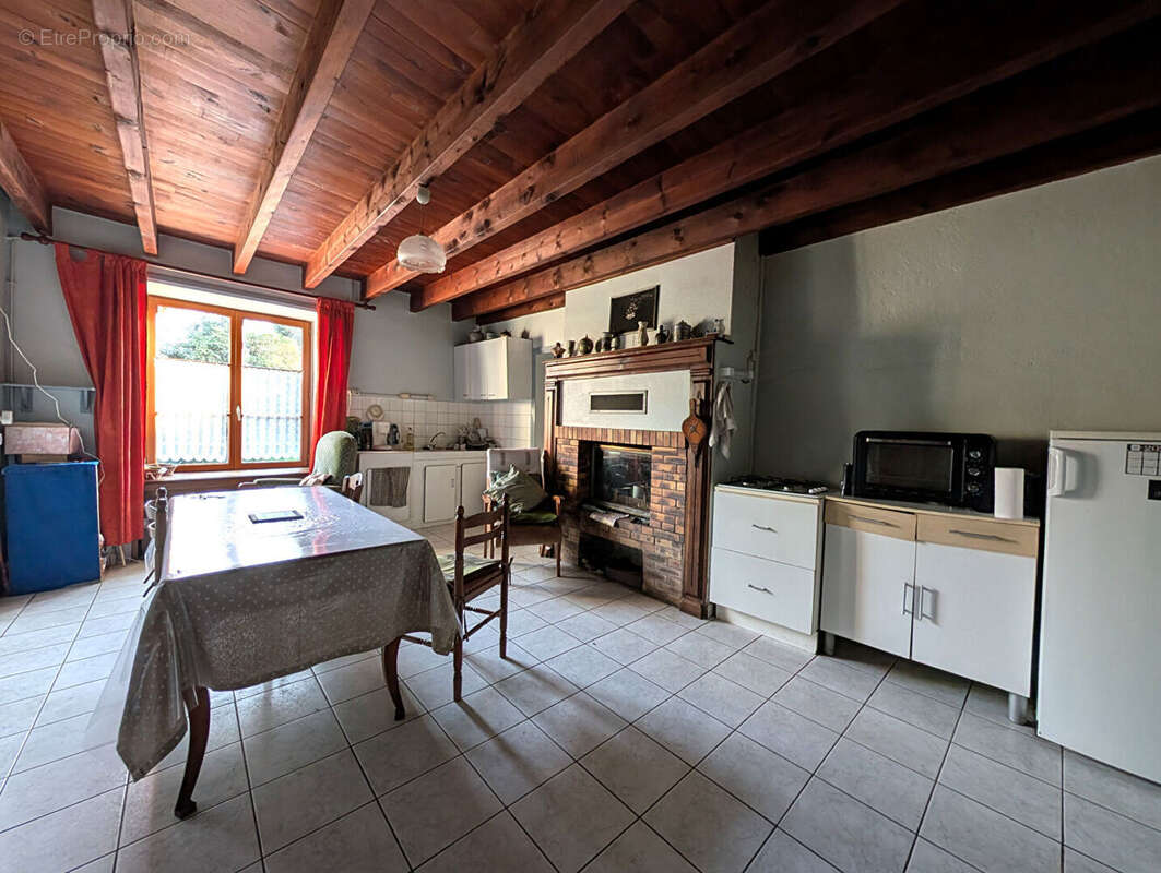 Maison à LA BOUSSAC