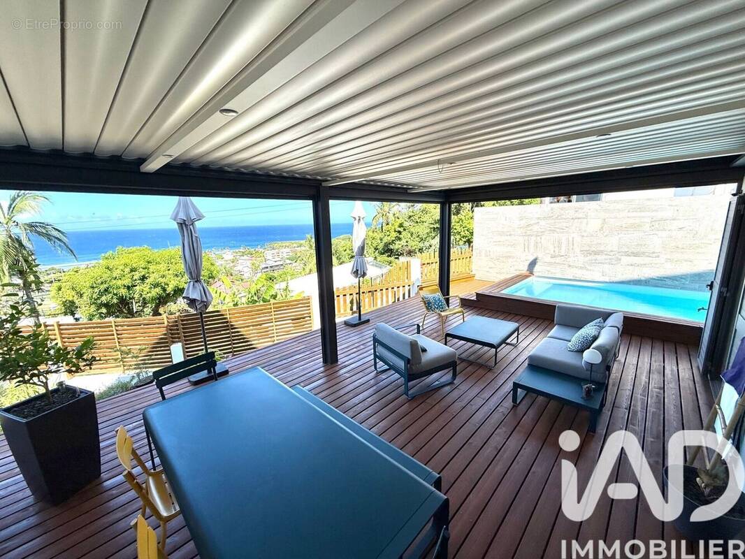 Photo 1 - Maison à SAINT-PIERRE