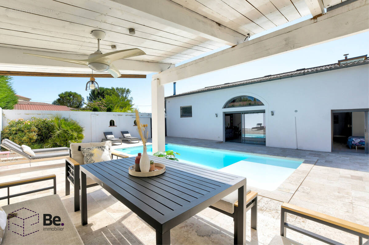 Superbe maison moderne et spacieuse avec appartement et piscine  - photo 11
