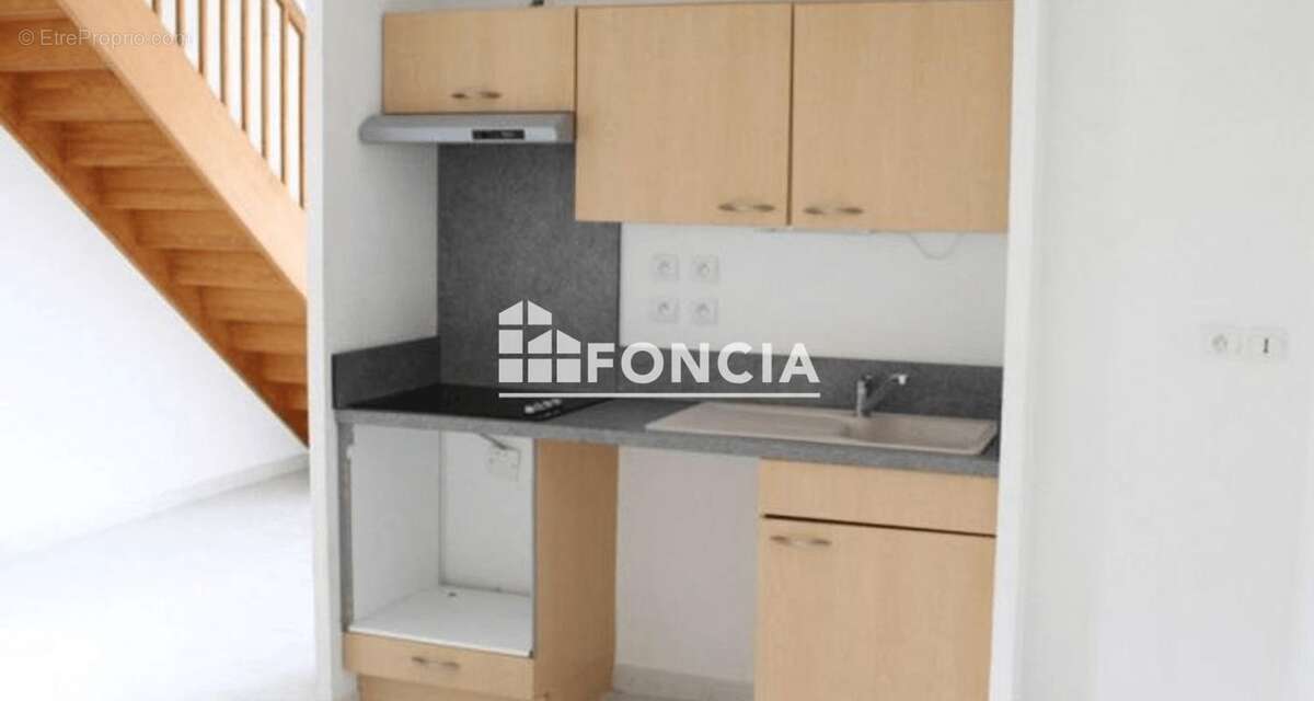 Maison à SAINT-GEORGES-DES-GROSEILLERS