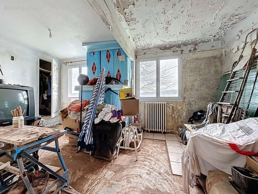 Maison à LA FEUILLADE