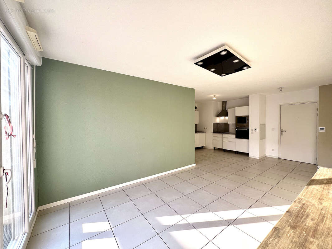 Appartement à MARSEILLE-13E