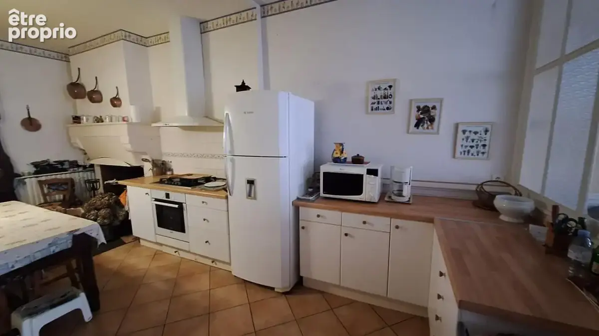 Maison 228 m² à Piegut-Pluviers  - photo 6