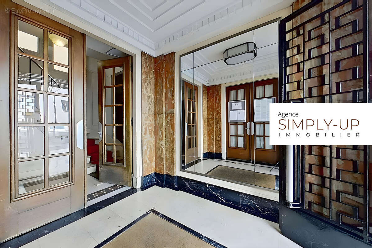 Appartement à PARIS-14E