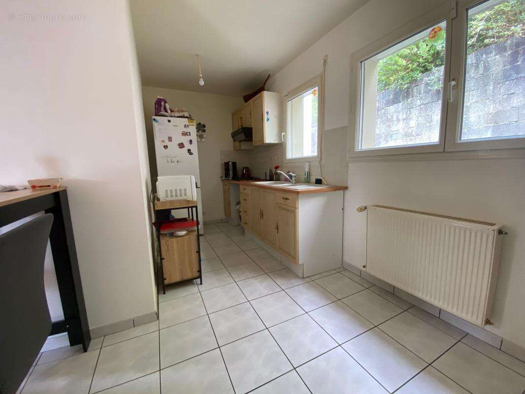 Brest secteur Kegaradec : Maison T6 en impasse - photo 3