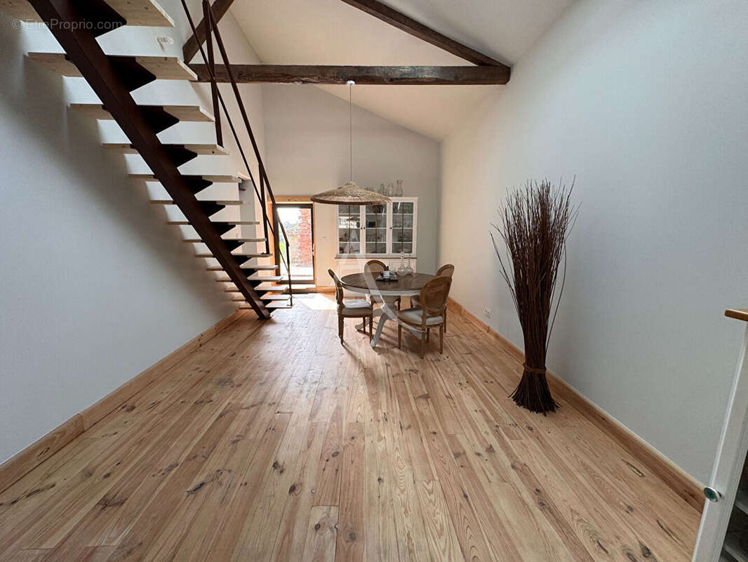 Lagrave, Maison de caractère de +/- 197 m² - photo 7
