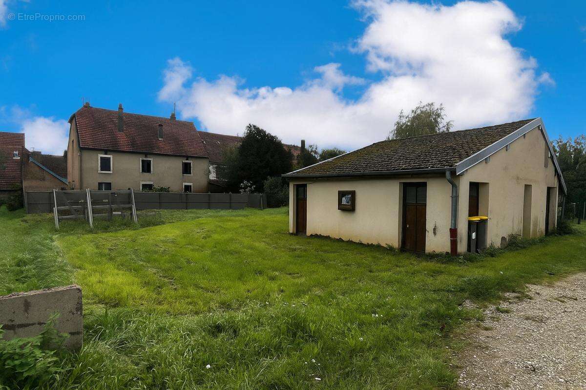 Appartement à LAVONCOURT