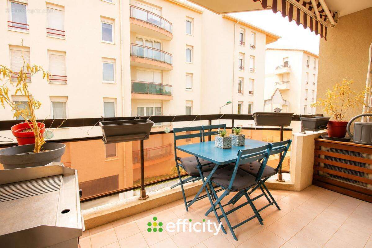 Appartement à VILLEURBANNE
