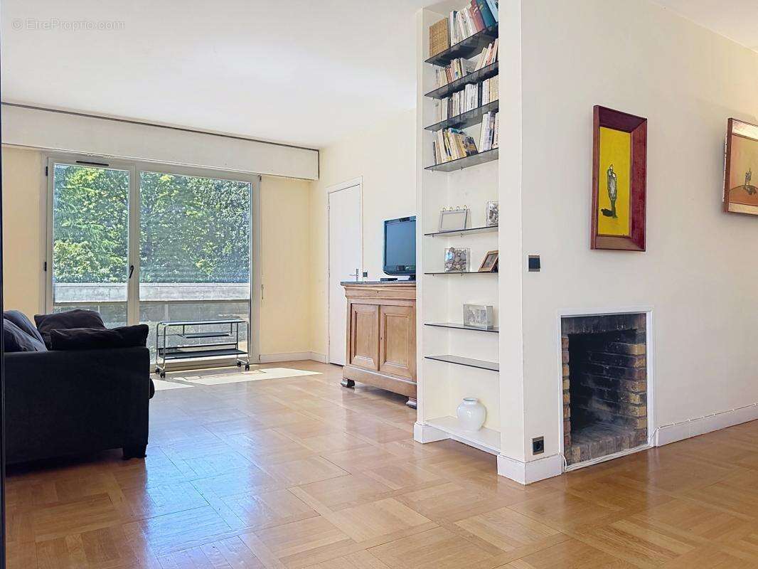 Appartement à GARCHES