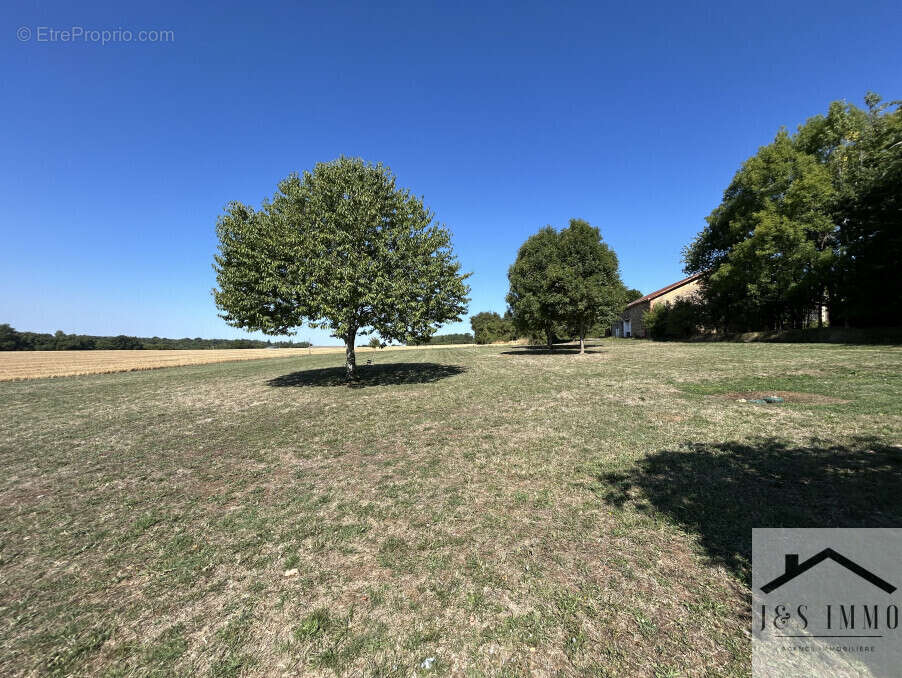 Maison à SAINT-CLAUD