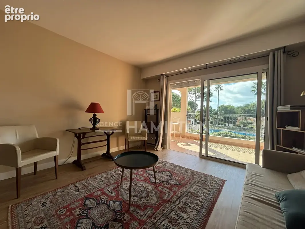 Domaine sécurisé à Mougins – 2 pieces, Terrasse 24 m², vue Domaine du golf, piscine  Copier le titre - photo 5