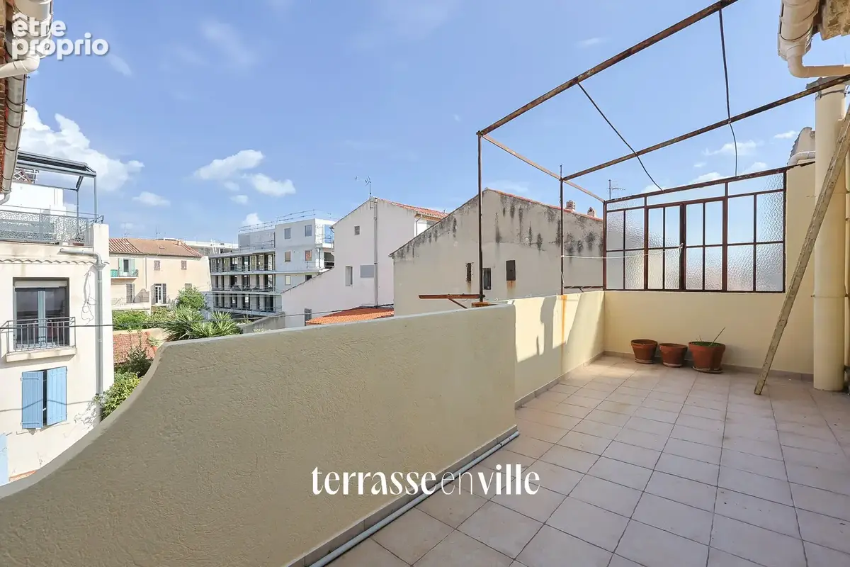 La ciotat - grand t3 style loft - 68m2 - terrasse 14m2 - proche port et plages - dernier etage - 349 000€ - photo 2