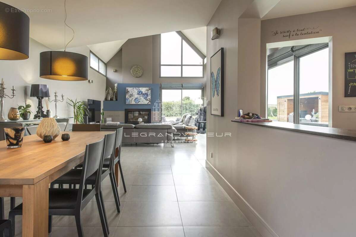 Maison à FONTAINEBLEAU