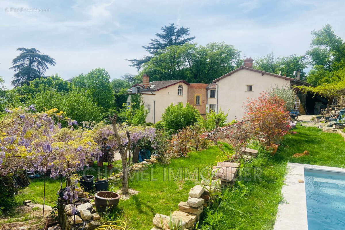 Maison à RILLIEUX-LA-PAPE