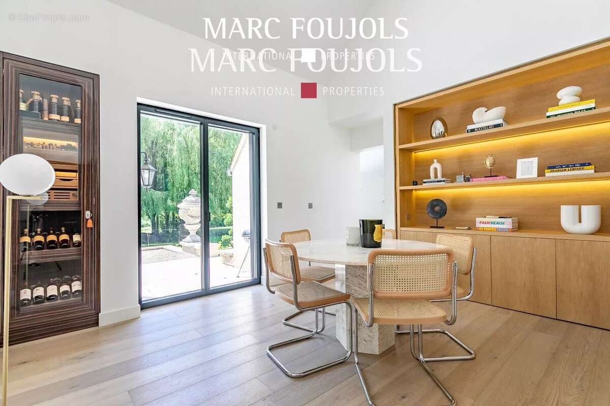 Maison à FONTAINE-CHAALIS