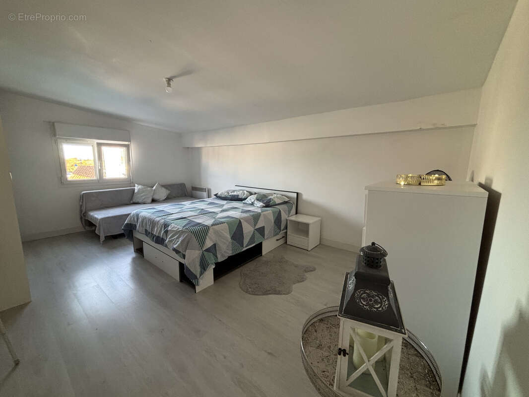 Maison à CROIX-CHAPEAU