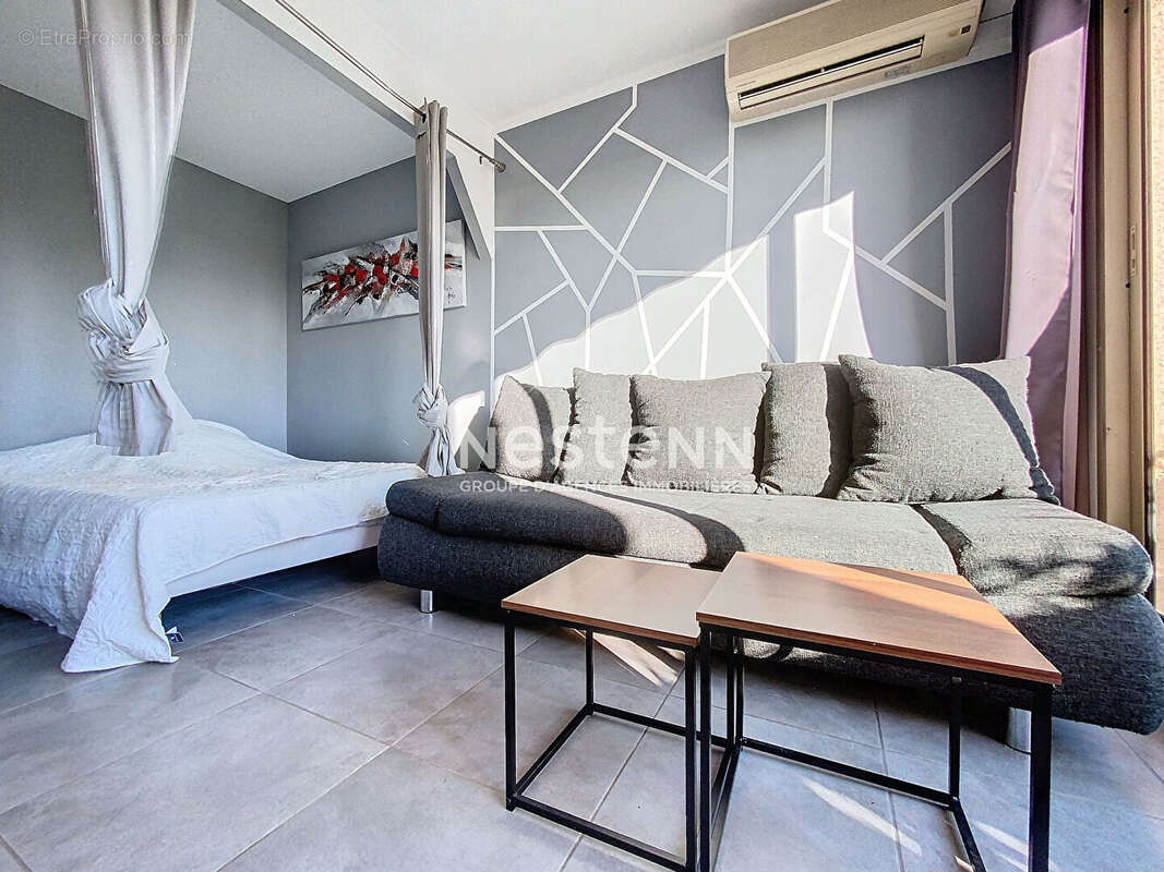 Appartement à VALLAURIS
