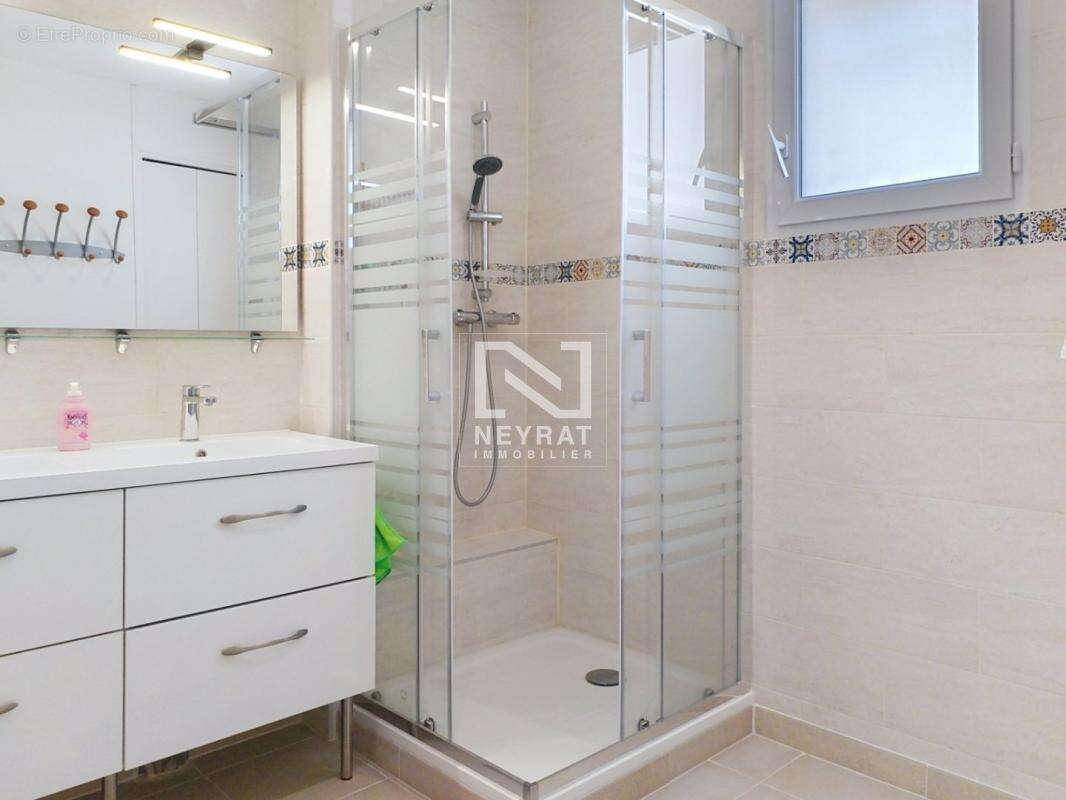 Fayence - maison de plain-pied - superbe espace piscine - double garage - photo 12