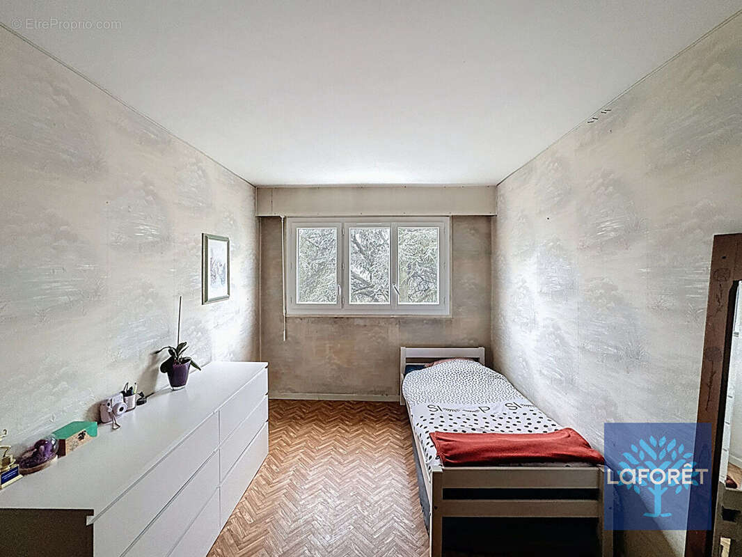 Appartement à CHILLY-MAZARIN