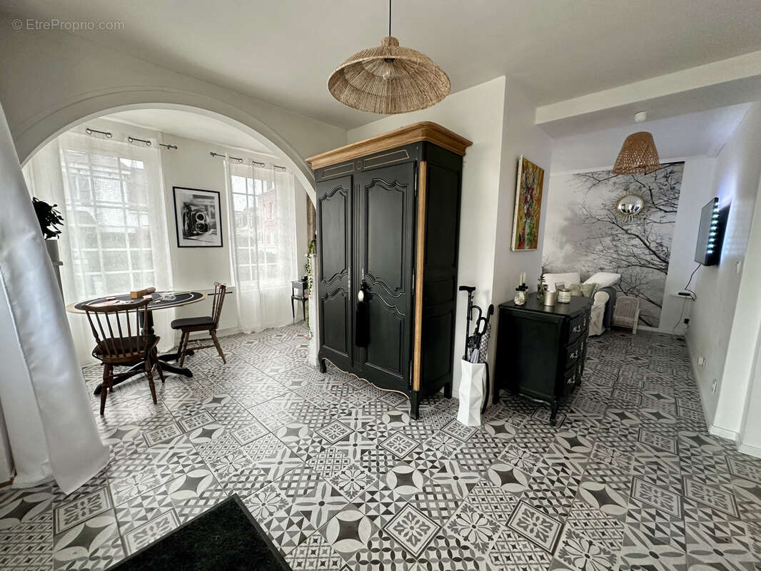 Maison à SAINT-NICOLAS-D'ALIERMONT