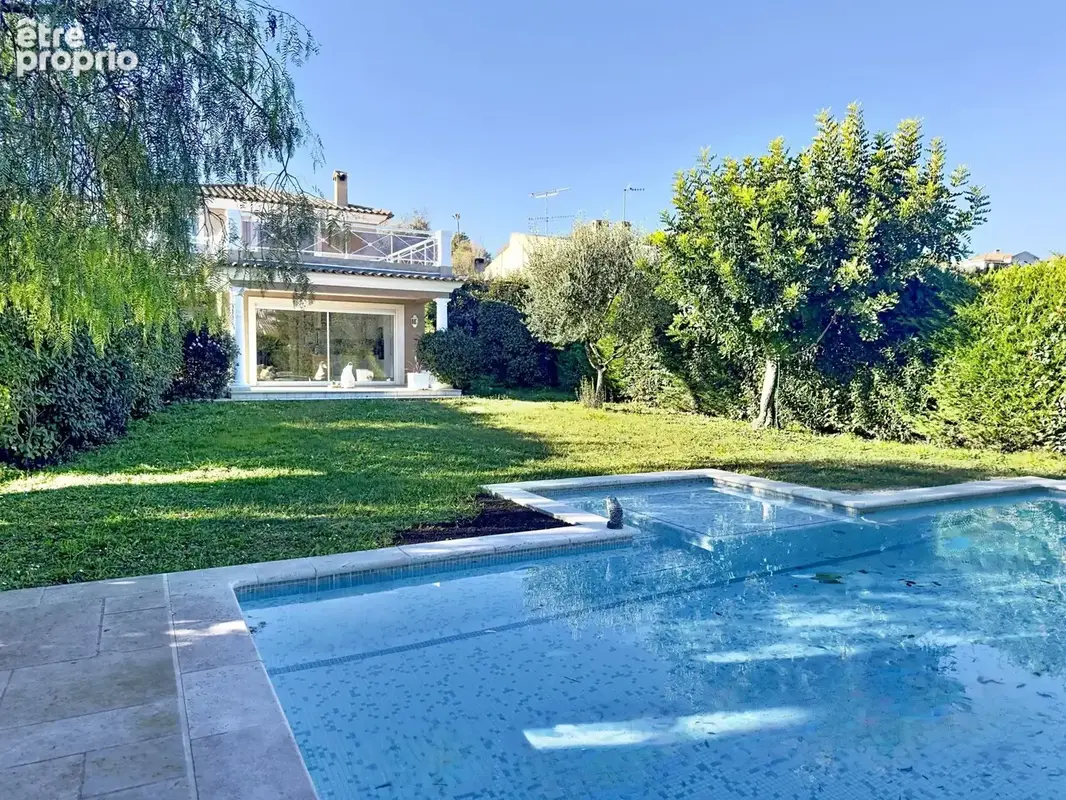 Photo Maison à Antibes au prix de 1 450 000€